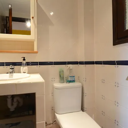 Holiday home Passatge Berna, 2 *