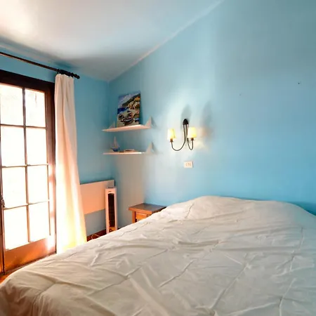 Holiday home Passatge Berna, 2