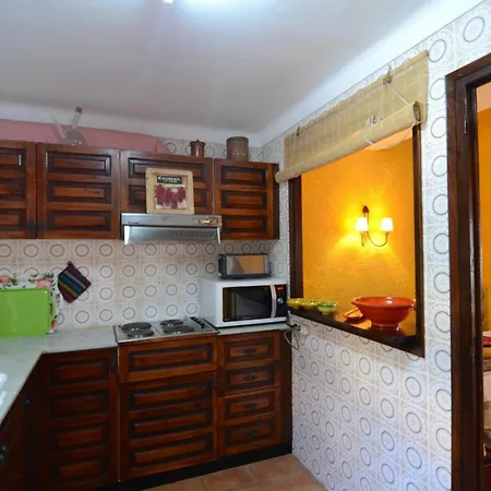 Passatge Berna, 2 Holiday home L'Estartit